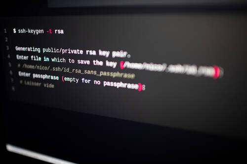 Un écran sous Ubuntu uavec un terminal ouvert