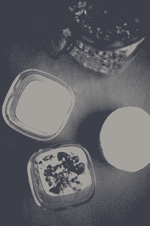 Une crème vanille dans un pot en verre.